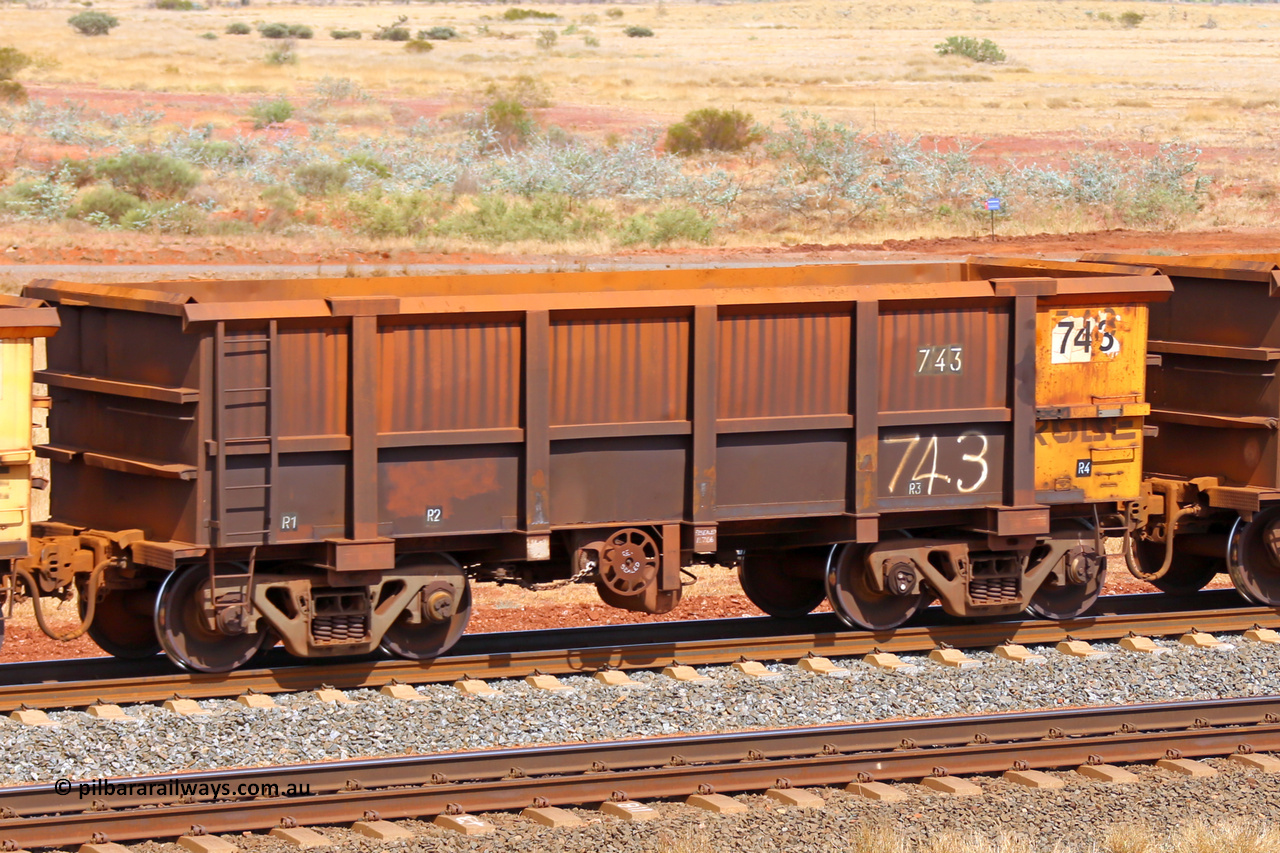 0743 141124 6773
Robe River ore waggon 743, built by Tomlinson Steel WA, fixed coupler handbrake side empty view at the 25 km at Arches Siding on the Cape Lambert line. November 24, 2014.
Keywords: 743;Tomlinson-Steel-WA;Robe-ore-waggon;