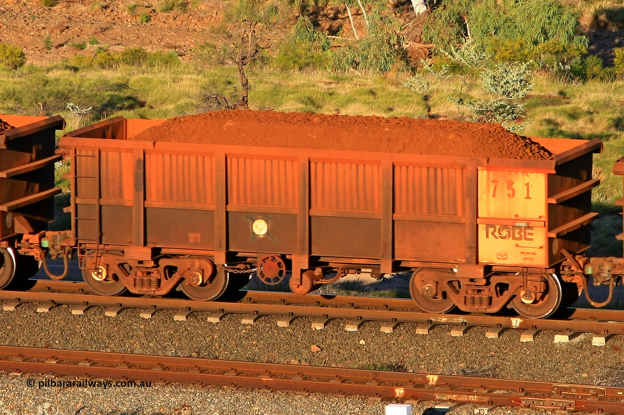 0751 110602 1617
Robe River ore waggon 751, built by Tomlinson Steel WA, rotary coupler end handbrake side loaded view at the 71 km, Western Creek on the Deepdale line. June 2, 2011.
Keywords: 751;Tomlinson-Steel-WA;Robe-ore-waggon;