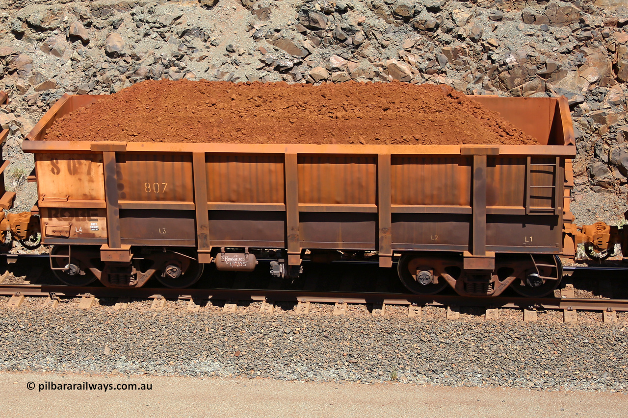 0807 160306 1545
Robe River ore waggon 807, built by Centurion Industries WA, fixed coupler non-handbrake side loaded view, at the 45 km, Harding Siding on the Cape Lambert line. March 6, 2016.
Keywords: 807;Centurion-Industries-WA;Robe-ore-waggon;