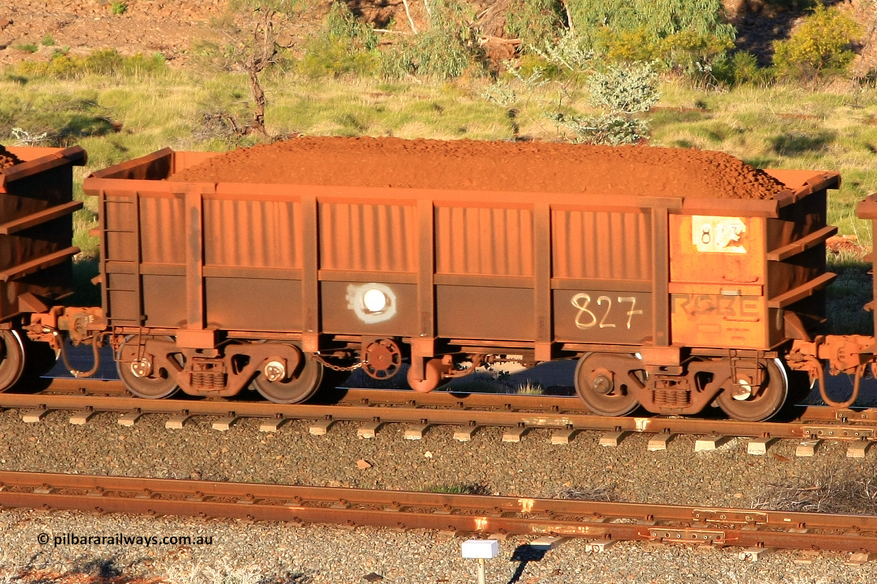 0827 110602 1605
Robe River ore waggon 827, built by Centurion Industries WA, rotary coupler end handbrake side loaded view at the 71 km, Western Creek on the Deepdale line. June 2, 2011.
Keywords: 827;Centurion-Industries-WA;Robe-ore-waggon;