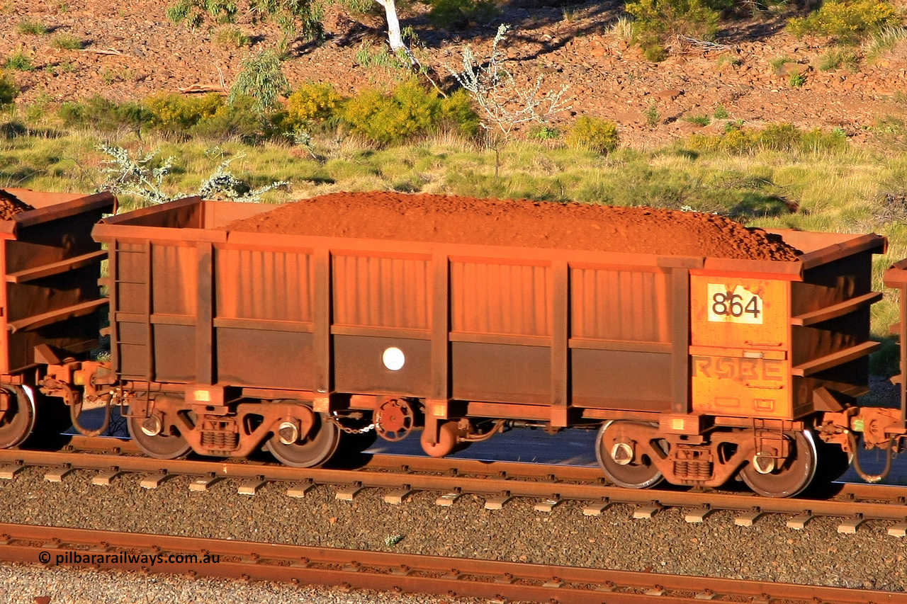 0864 110602 1716
Robe River ore waggon 864, built by Centurion Industries WA, rotary coupler end handbrake side loaded view at the 71 km, Western Creek on the Deepdale line. June 2, 2011.
Keywords: 864;Centurion-Industries-WA;Robe-ore-waggon;