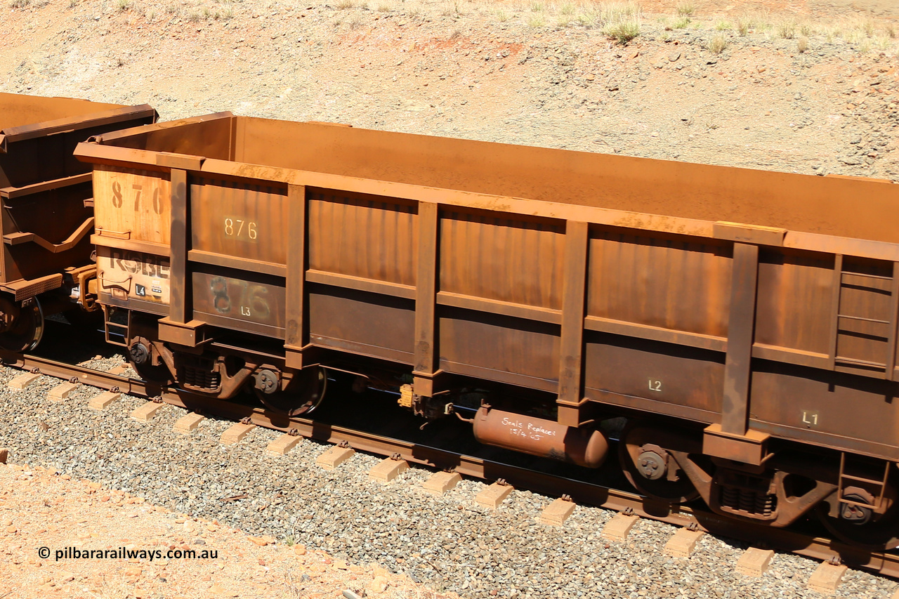 0876 160306 1346
Robe River ore waggon 876, built by Centurion Industries WA, fixed coupler non-handbrake side empty partial view, shows drop rib on previous waggon, at Greenpool on the Cape Lambert line. March 6, 2016.
Keywords: 876;Centurion-Industries-WA;Robe-ore-waggon;