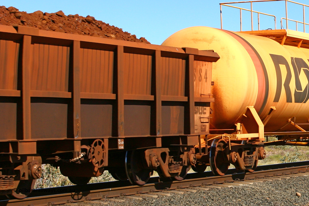 0884 060716 7199
Robe River ore waggon 884, built by Centurion Industries WA, fixed coupler end handbrake side loaded view at the 71 km on the Deepdale line, Western Creek, July 16, 2006.
Keywords: 884;Centurion-Industries-WA;Robe-ore-waggon;