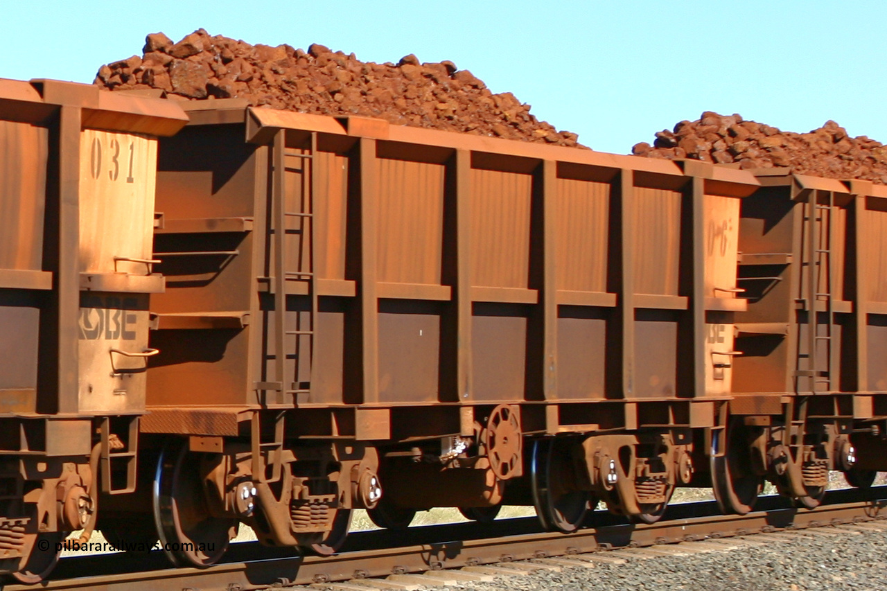 0906 060716 7190
Robe River ore waggon 906, built by Centurion Industries WA, fixed coupler end handbrake side loaded view at the 71 km on the Deepdale line, Western Creek, July 16, 2006.
Keywords: 906;Centurion-Industries-WA;Robe-ore-waggon;