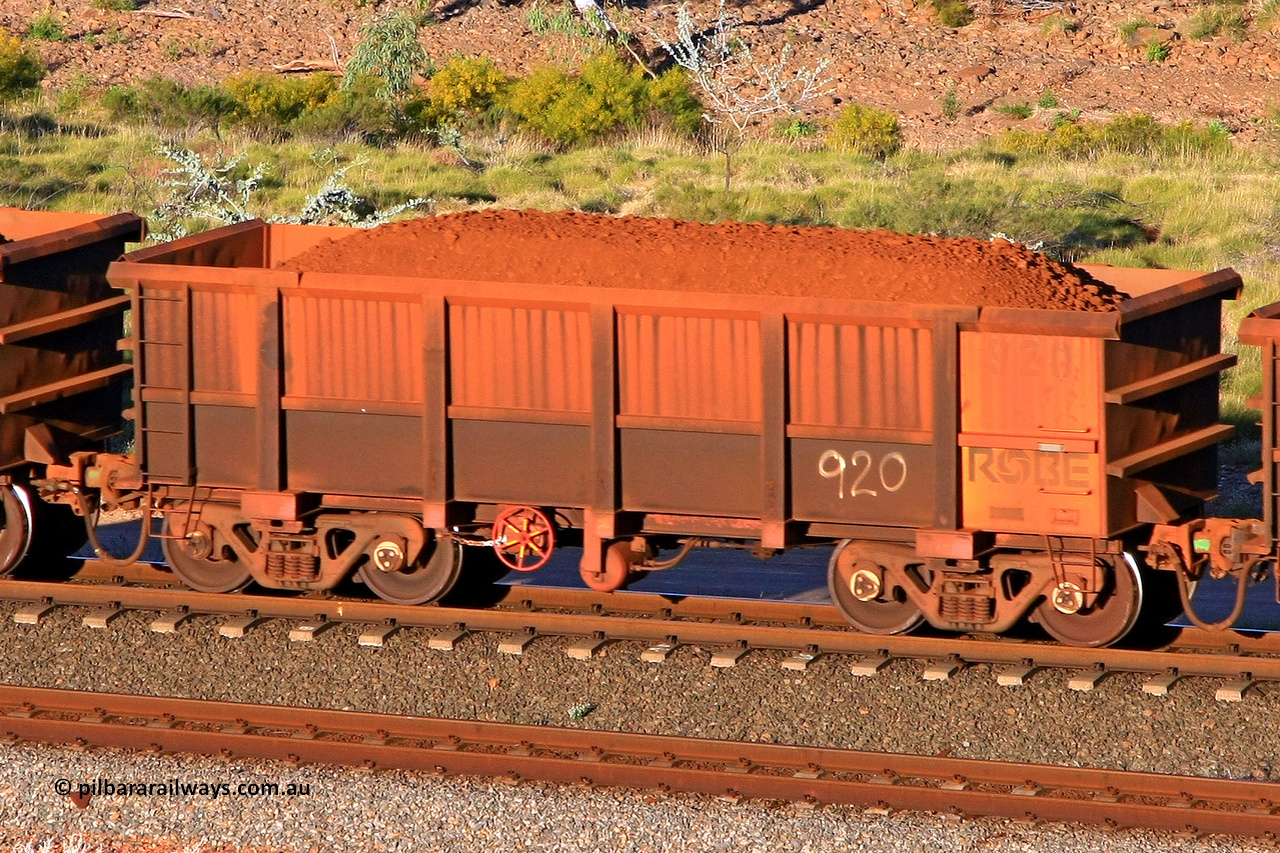0920 110602 1707
Robe River ore waggon 920, built by Centurion Industries WA, rotary coupler end handbrake side loaded view at the 71 km, Western Creek on the Deepdale line. June 2, 2011.
Keywords: 920;Centurion-Industries-WA;Robe-ore-waggon;