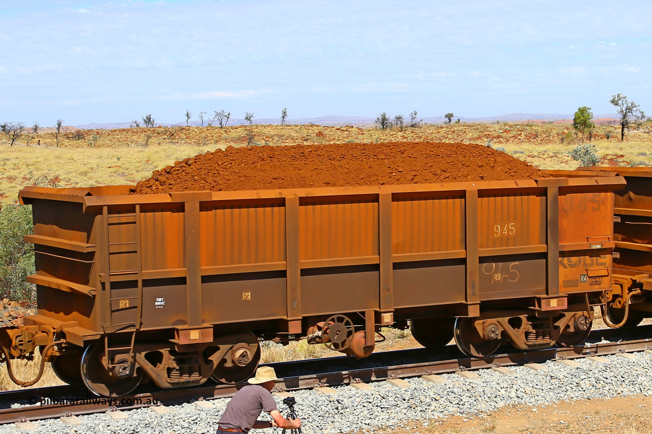 0945 170729 0260
Robe River ore waggon 945, built by Centurion Industries WA, fixed coupler handbrake side loaded view at the 103 km, between Maitland Siding and the Fortescue River on the Deepdale line. July 29, 2017.
Keywords: 945;Centurion-Industries-WA;Robe-ore-waggon;