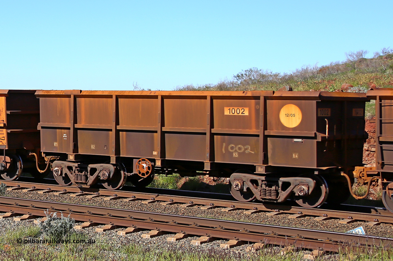 1002 160727 0952
Robe River ore waggon 1002, built by Bradken Rail Qld in December 2005, rotary coupler end handbrake side empty view at Harding Siding on the Cape Lambert line, July 27, 2016.
Keywords: 1002;Bradken-Rail-Qld;Robe-ore-waggon;