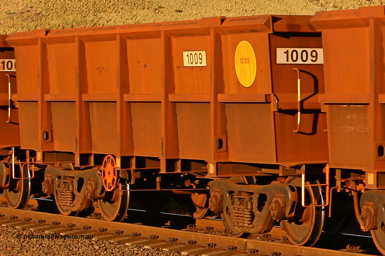 1009 060722 7599
Robe River ore waggon 1009, built by Bradken Rail Qld in December 2005, rotary coupler end handbrake side empty view, at the 11.7 km, Cape Lambert. July 22, 2006.
Keywords: 1009;Bradken-Rail-Qld;Robe-ore-waggon;