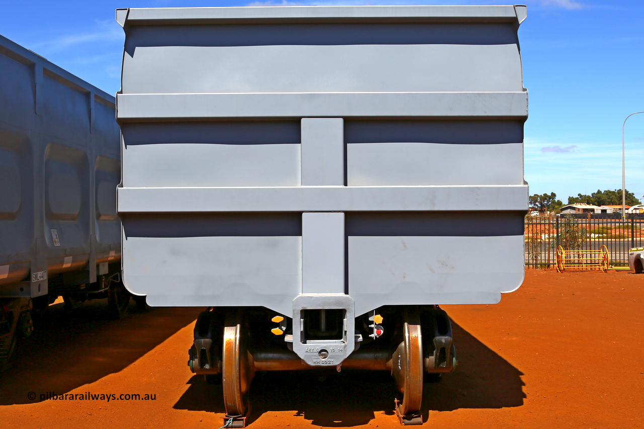 150314 7764
Wedgefield, following the delivery of Roy Hill's 1196 new GA type CCK138 model waggons, they were stored in several site whilst awaiting for enough track to be laid to allow delivery onto rail. GA2231 end view showing where the bar coupling will go and the pipe and electrical connection for the married pair. March 14. 2015.
Keywords: GA-type;GA2231;CSR-Yangtze;CCK138