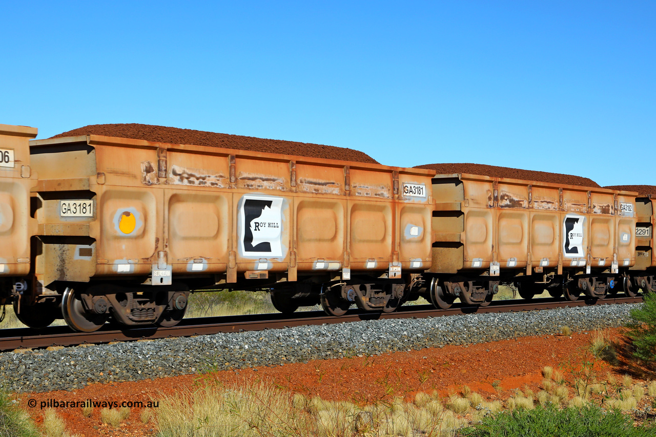 250501 0314
At the 88.448 km, just south of HPPL crossing loop on the Roy Hill line, loaded Roy Hill waggon pair GA 3181 - GA 3182, built in China by CSR Yangtze as an CCK138 model ore waggon. May 1, 2025.
Keywords: GA-type;GA3181-GA3182;CSR-Yangtze;CCK138;