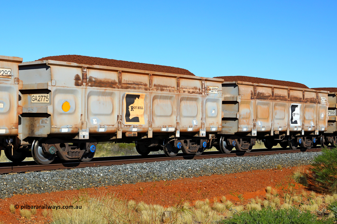 250501 0316
At the 88.448 km, just south of HPPL crossing loop on the Roy Hill line, loaded Roy Hill waggon pair GA 2775 - GA 2776, built in China by CSR Yangtze as an CCK138 model ore waggon. May 1, 2025.
Keywords: GA-type;GA2775-GA2776;CSR-Yangtze;CCK138;