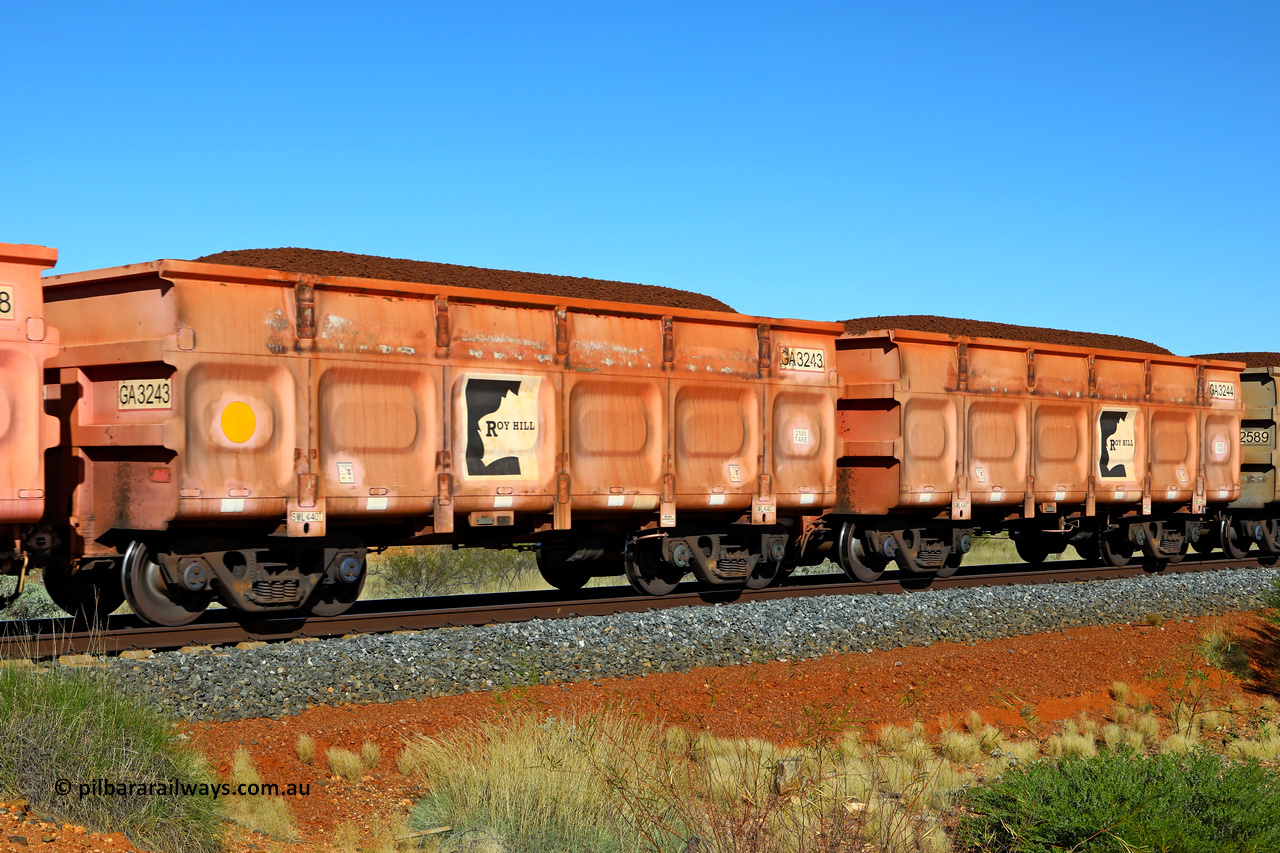 250501 0346
At the 88.448 km, just south of HPPL crossing loop on the Roy Hill line, loaded Roy Hill waggon pair GA 3243 - GA 2444, built in China by CSR Yangtze as an CCK138 model ore waggon in Breast Cancer Awareness pink livery. May 1, 2025.
Keywords: GA-type;GA3243-GA2444;CSR-Yangtze;CCK138;