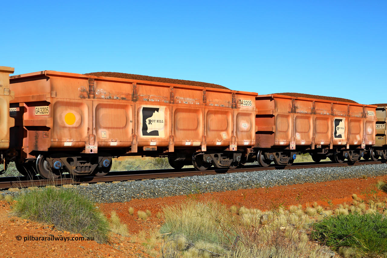 250501 0377
At the 88.448 km, just south of HPPL crossing loop on the Roy Hill line, loaded Roy Hill waggon pair GA 3205 - GA 3206, built in China by CRRC Yangtze as an CCK138 model ore waggon in Breast Cancer Awareness pink livery. May 1, 2025.
Keywords: GA-type;GA3205-GA3206;CRRC-Yangtze;CCK138;