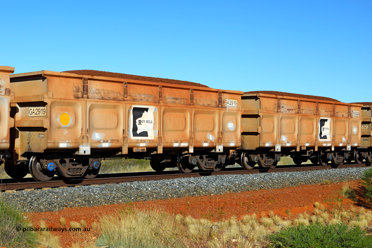 250501 0383
At the 88.448 km, just south of HPPL crossing loop on the Roy Hill line, loaded Roy Hill waggon pair GA 2919 - GA 2920, built in China by CSR Yangtze as an CCK138 model ore waggon. May 1, 2025.
Keywords: GA-type;GA2919-GA2920;CSR-Yangtze;CCK138;