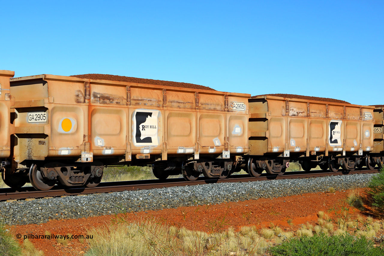 250501 0389
At the 88.448 km, just south of HPPL crossing loop on the Roy Hill line, loaded Roy Hill waggon pair GA 2905 - GA 2096, built in China by CSR Yangtze as an CCK138 model ore waggon. May 1, 2025.
Keywords: GA-type;GA2905-GA2096;CSR-Yangtze;CCK138;