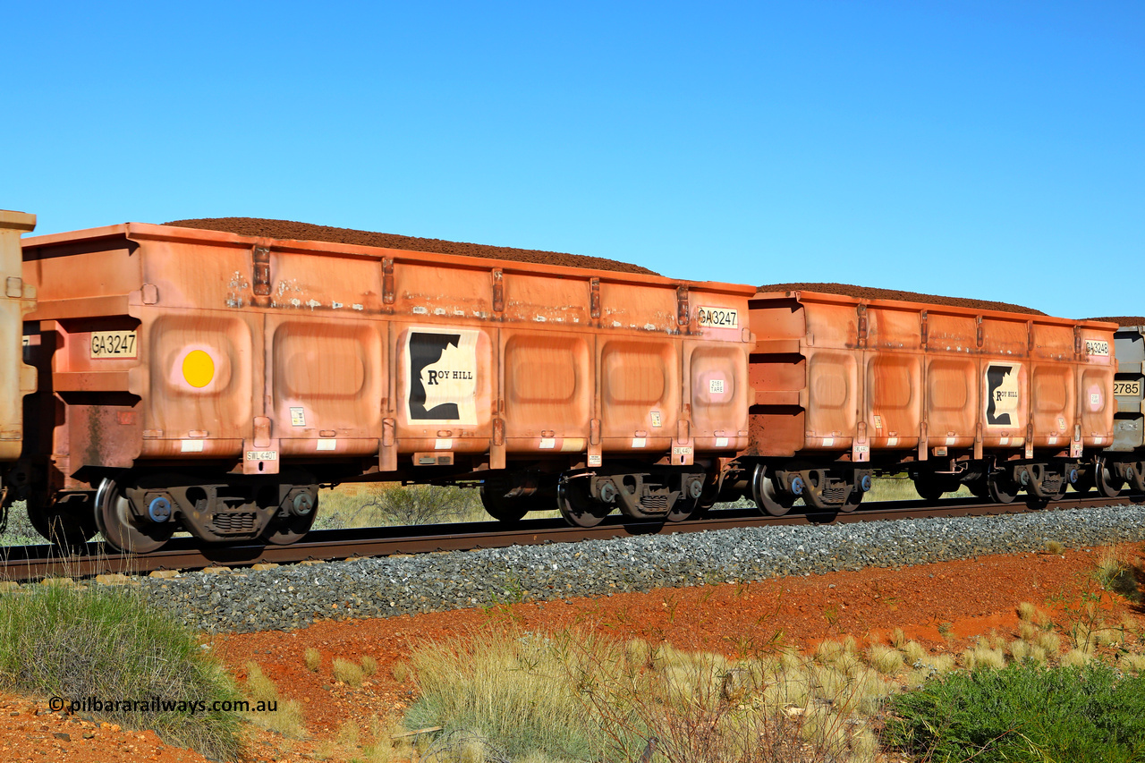 250501 0395
At the 88.448 km, just south of HPPL crossing loop on the Roy Hill line, loaded Roy Hill waggon pair GA 3247 - GA 3248, built in China by CRRC Yangtze as an CCK138 model ore waggon in Breast Cancer Awareness pink livery. May 1, 2025.
Keywords: GA-type;GA3247-GA3248;CRRC-Yangtze;CCK138;