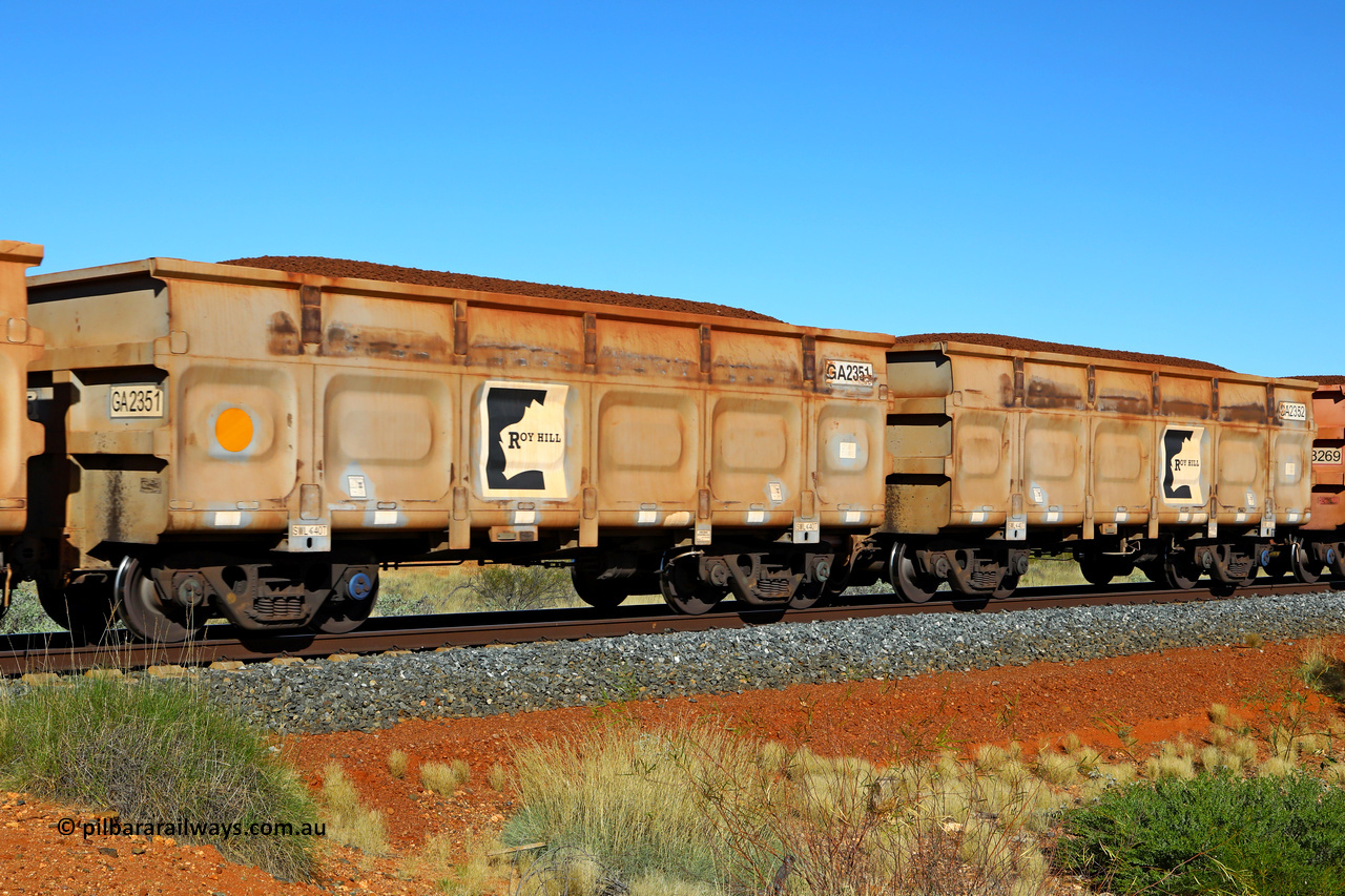 250501 0403
At the 88.448 km, just south of HPPL crossing loop on the Roy Hill line, loaded Roy Hill waggon pair GA 2351 - GA 2352, built in China by CSR Yangtze as an CCK138 model ore waggon. May 1, 2025.
Keywords: GA-type;GA2351-GA2352;CSR-Yangtze;CCK138;