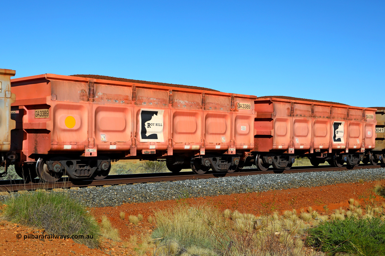 250501 0407
At the 88.448 km, just south of HPPL crossing loop on the Roy Hill line, loaded Roy Hill waggon pair GA 3389 - GA 3390, built in China by CRRC Yangtze as an CCK138 model ore waggon in Breast Cancer Awareness pink livery. May 1, 2025.
Keywords: GA-type;GA3389-GA3390;CRRC-Yangtze;CCK138;