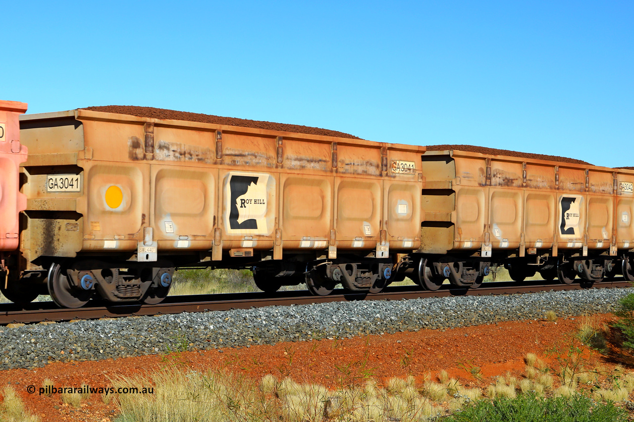 250501 0408
At the 88.448 km, just south of HPPL crossing loop on the Roy Hill line, loaded Roy Hill waggon pair GA 3041 - GA 3042, built in China by CSR Yangtze as an CCK138 model ore waggon. May 1, 2025.
Keywords: GA-type;GA3041-GA3042;CSR-Yangtze;CCK138;