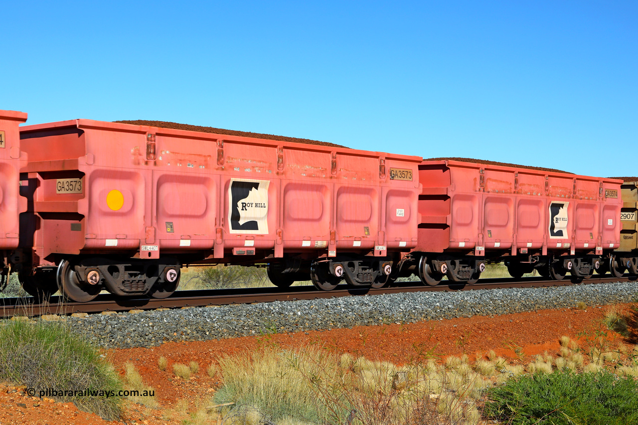 250501 0416
At the 88.448 km, just south of HPPL crossing loop on the Roy Hill line, loaded Roy Hill waggon pair GA 3573 - GA 3574, built in China by CRRC Yangtze as an CCK138 model ore waggon in Breast Cancer Awareness pink livery. May 1, 2025.
Keywords: GA-type;GA3573-GA3574;CRRC-Yangtze;CCK138