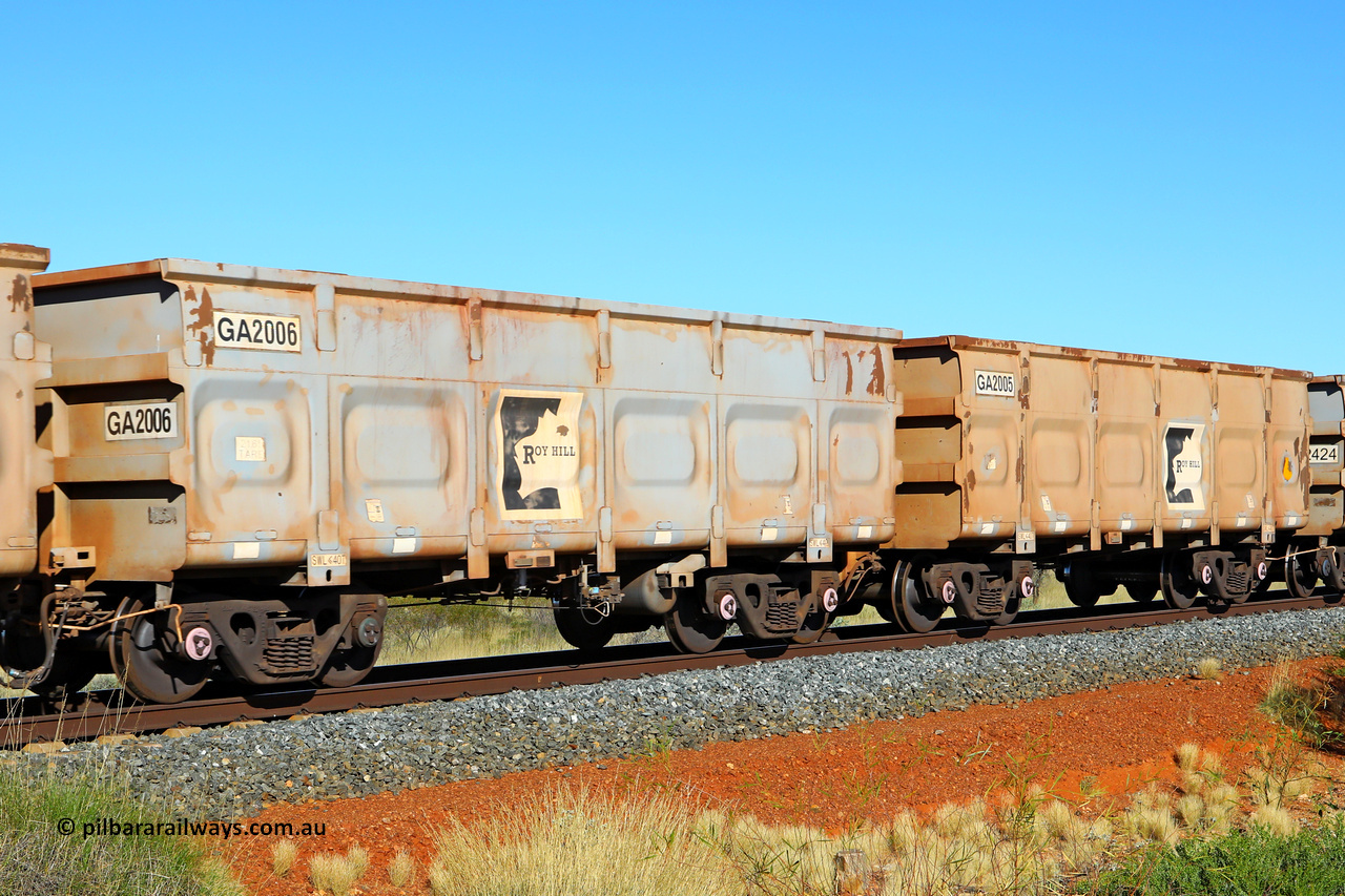 250501 0450
At the 88.448 km, just south of HPPL crossing loop on the Roy Hill line, empty Roy Hill waggon pair GA 2005 - GA 2006, built in China by CSR Yangtze as an CCK138 model ore waggon. May 1, 2025.
Keywords: GA-type;GA2005-GA2006;CSR-Yangtze;CCK138;
