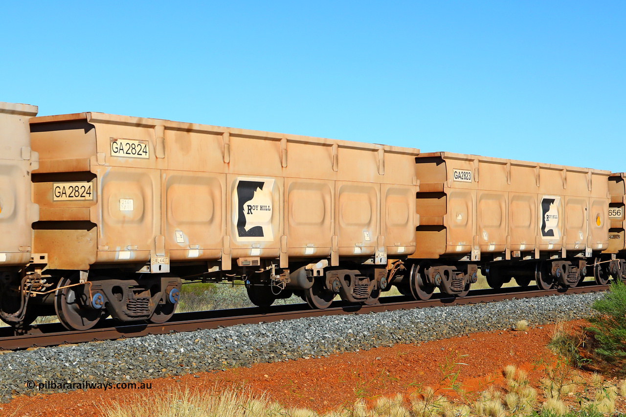 250501 0491
At the 88.448 km, just south of HPPL crossing loop on the Roy Hill line, empty Roy Hill waggon pair GA 2823 - GA 2824, built in China by CSR Yangtze as an CCK138 model ore waggon. May 1, 2025.
Keywords: GA-type;GA2823-GA2824;CSR-Yangtze;CCK138