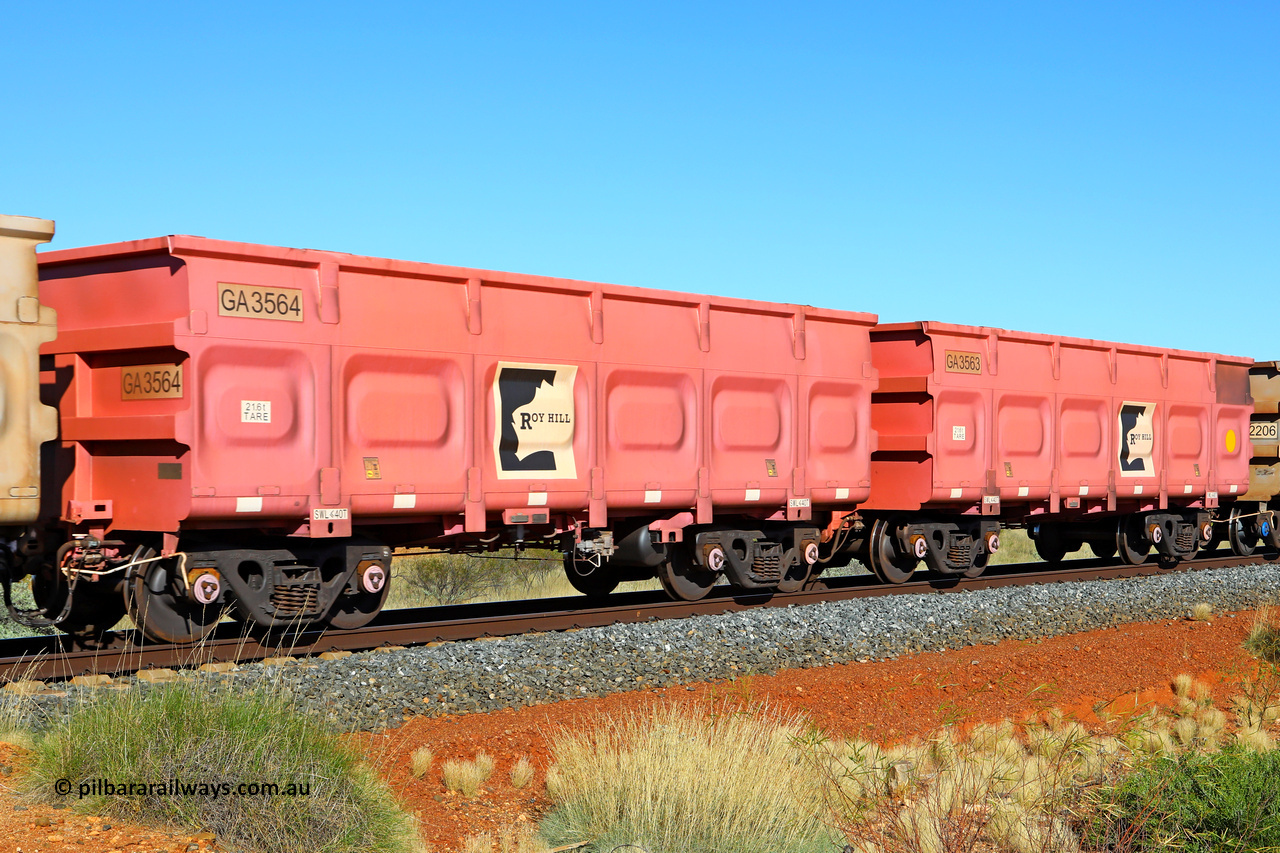 250501 0498
At the 88.448 km, just south of HPPL crossing loop on the Roy Hill line, empty Roy Hill waggon pair GA 3563 - GA 3564, built in China by CRRC Yangtze as an CCK138 model ore waggon in Breast Cancer Awareness pink livery. May 1, 2025
Keywords: GA-type;GA3563-GA3564;CRRC-Yangtze;CCK138;