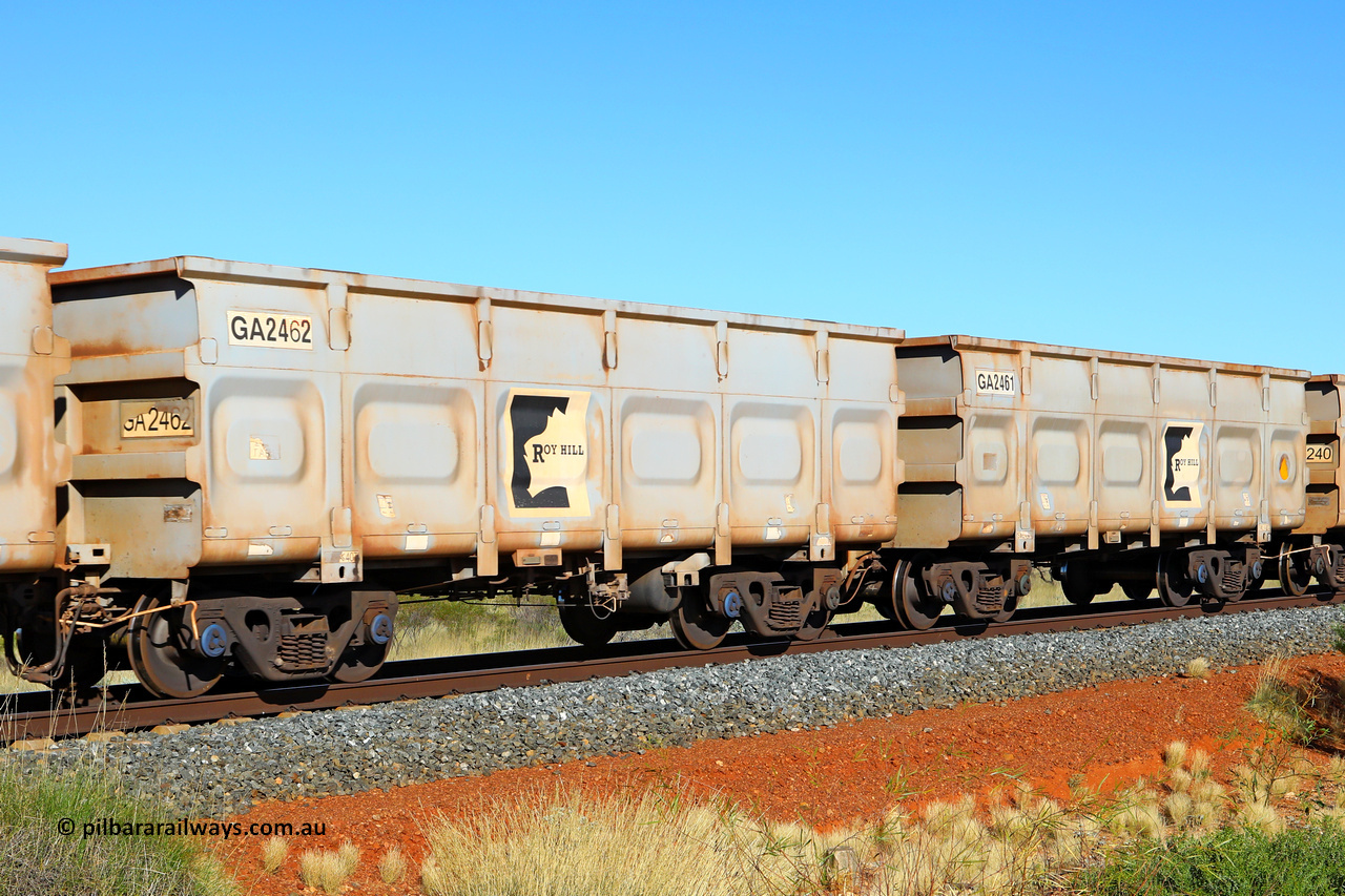 250501 0509
At the 88.448 km, just south of HPPL crossing loop on the Roy Hill line, empty Roy Hill waggon pair GA 2461 - GA 2461, built in China by CSR Yangtze as an CCK138 model ore waggon. May 1, 2025.
Keywords: GA-type;GA2461-GA2461;CSR-Yangtze;CCK138;