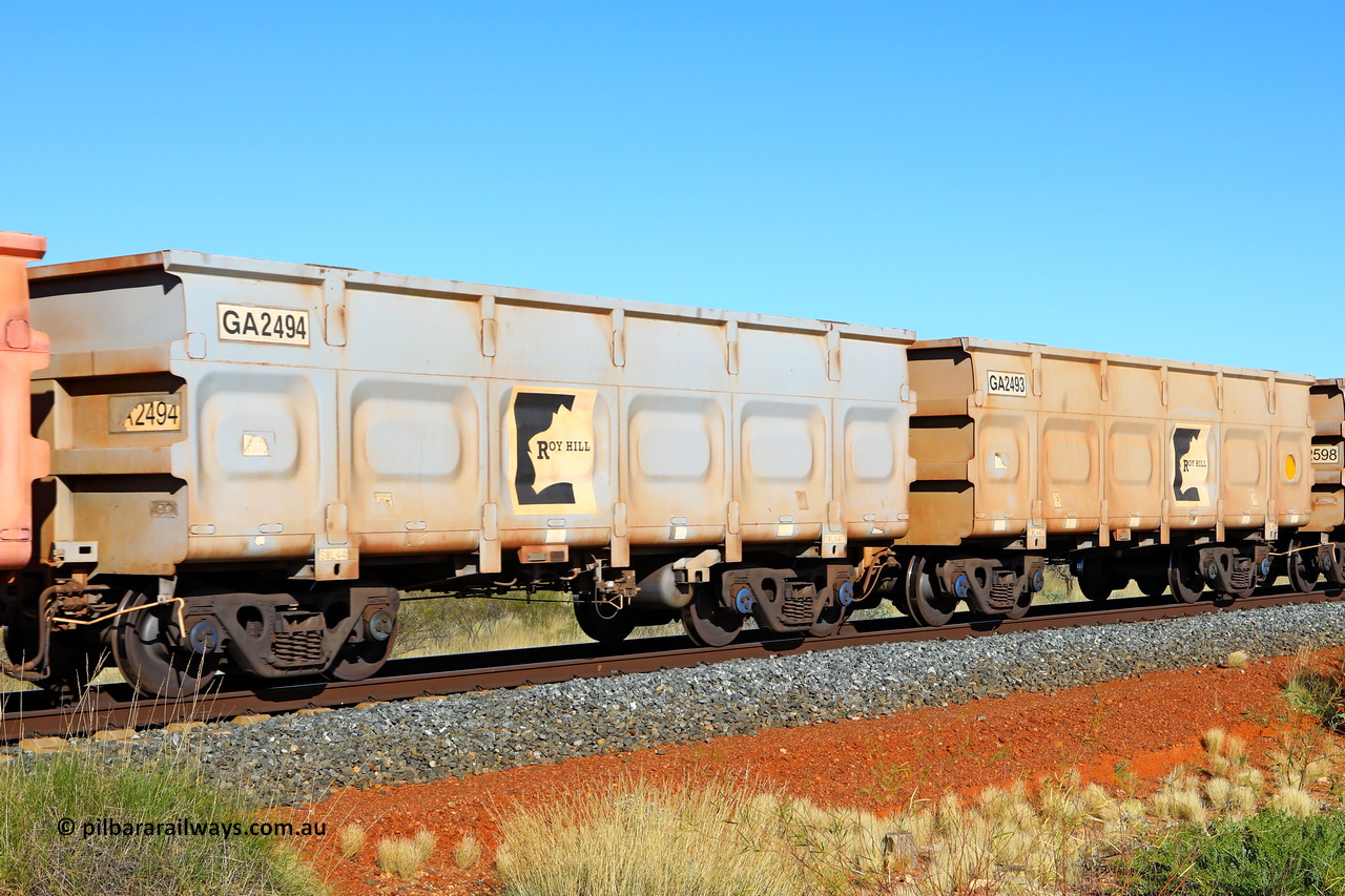 250501 0544
At the 88.448 km, just south of HPPL crossing loop on the Roy Hill line, empty Roy Hill waggon pair GA 2493 - GA 2494, built in China by CSR Yangtze as an CCK138 model ore waggon. May 1, 2025.
Keywords: GA-type;GA2493-GA2494;CSR-Yangtze;CCK138