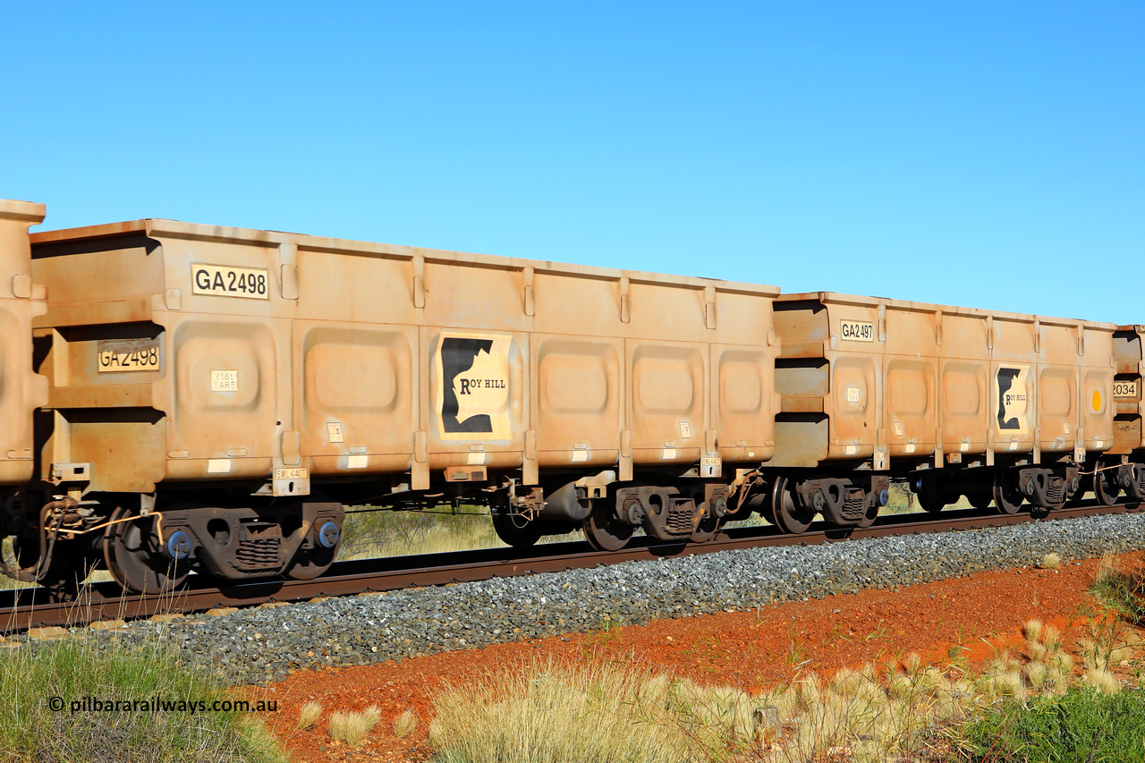 250501 0549
At the 88.448 km, just south of HPPL crossing loop on the Roy Hill line, empty Roy Hill waggon pair GA 2497 - GA 2498, built in China by CSR Yangtze as an CCK138 model ore waggon. May 1, 2025.
Keywords: GA-type;GA2497-GA2498;CSR-Yangtze;CCK138