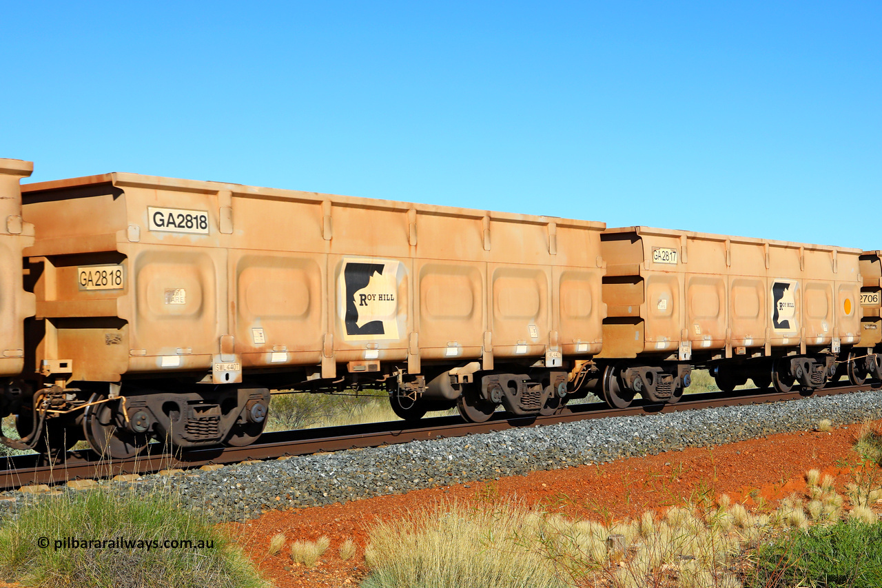 250501 0553
At the 88.448 km, just south of HPPL crossing loop on the Roy Hill line, empty Roy Hill waggon pair GA 2817 - GA 2818, built in China by CSR Yangtze as an CCK138 model ore waggon. May 1, 2025.
Keywords: GA-type;GA2817-GA2818;CSR-Yangtze;CCK138