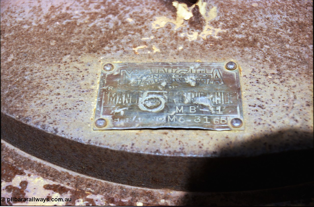 197-29
Wittenoom, Colonial Mine, builders plate for Mancha type MB1 controller, serial number M6 3165.
Keywords: Mancha;MB1;M6-3165;