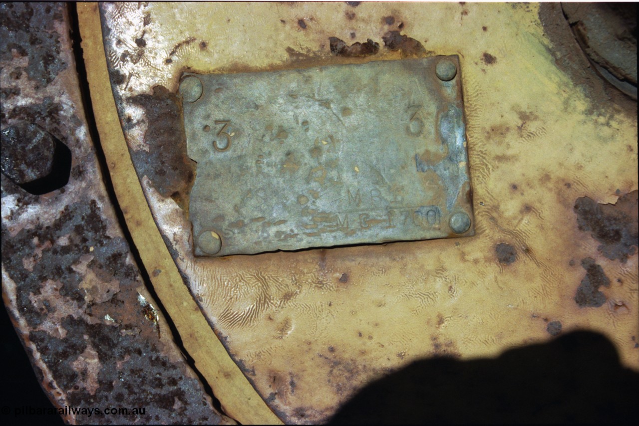 197-33
Wittenoom, Colonial Mine, builders plate for Mancha type MB1 controller, serial number M6 1700.
Keywords: Mancha;MB1;M6-1700;