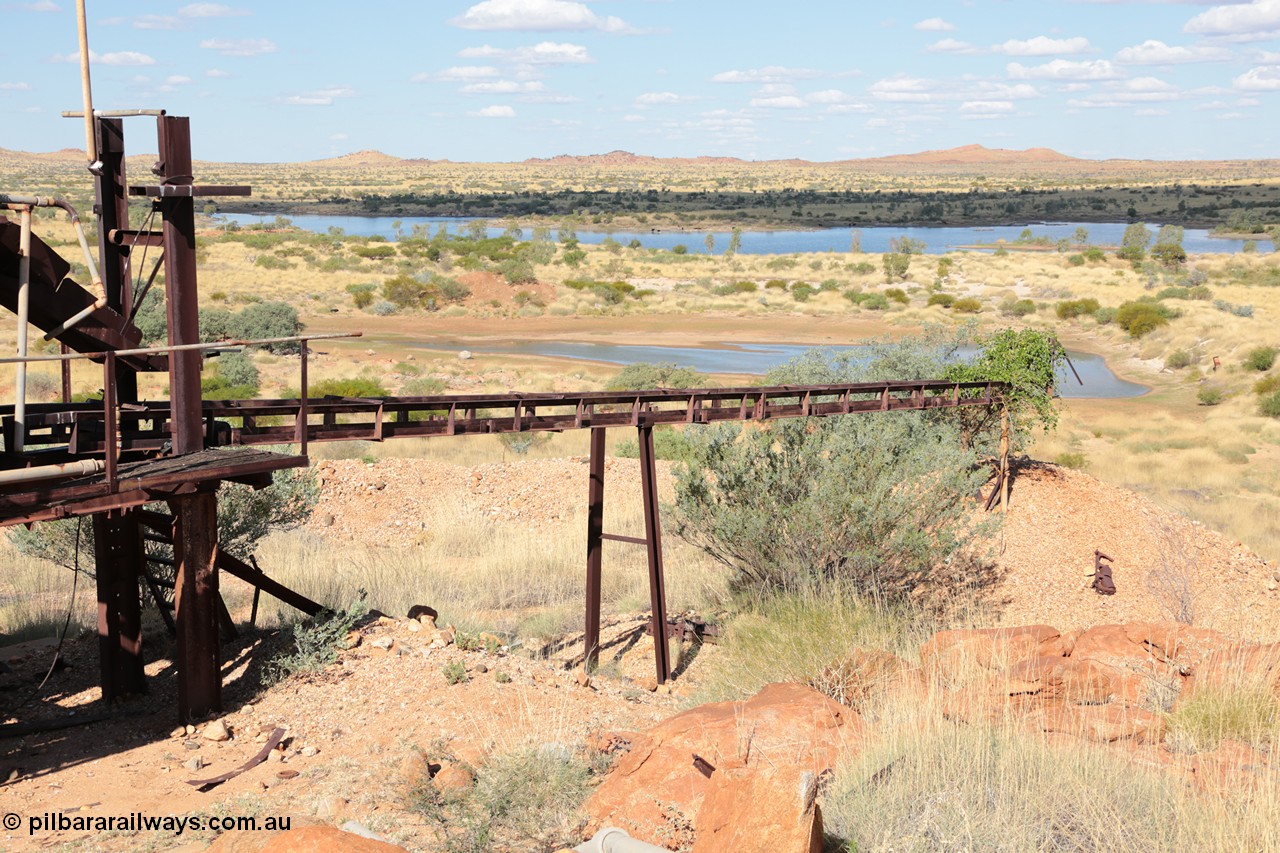 140517-4375
Marble Bar, Prospector Creek, tin mine, near Fishers Cairn the area was a Tailings Lease #10 (87H) - FISHERS CAIRN held by Moolyella Tin Pty. Ltd in the 1960s, then a machinery lease in the 1970s. Remains of a dry tin concentrate plant. [url=https://goo.gl/maps/56rBXcyAjor]Location Here[/url].
