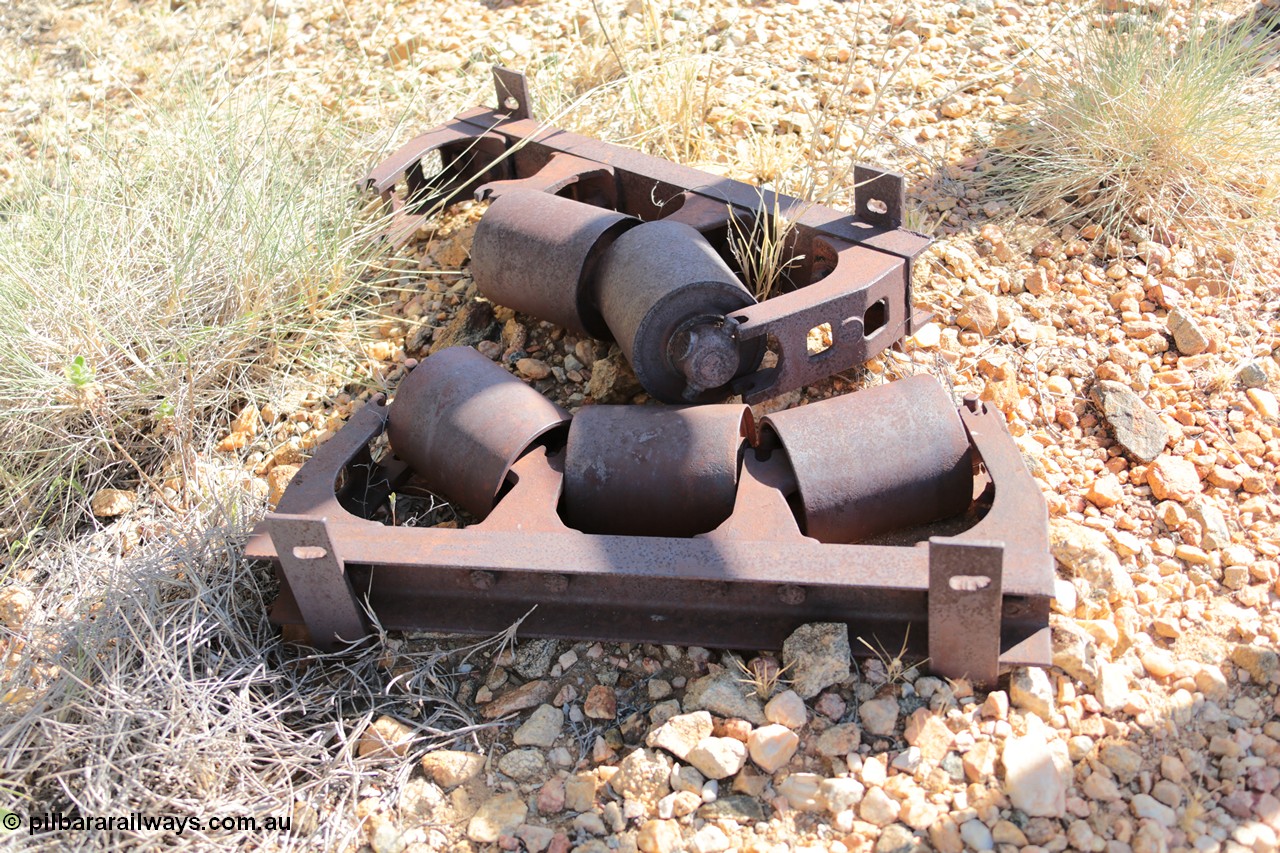 140517-4379
Marble Bar, Prospector Creek, tin mine, near Fishers Cairn the area was a Tailings Lease #10 (87H) - FISHERS CAIRN held by Moolyella Tin Pty. Ltd in the 1960s, then a machinery lease in the 1970s. Remains of a dry tin concentrate plant. [url=https://goo.gl/maps/56rBXcyAjor]Location Here[/url].

