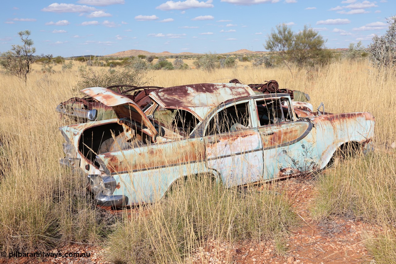 140517-4415
Marble Bar, Prospector Creek, tin mine, near Fishers Cairn the area was a Tailings Lease #10 (87H) - FISHERS CAIRN held by Moolyella Tin Pty. Ltd in the 1960s, then a machinery lease in the 1970s. Remains of a dry tin concentrate plant. [url=https://goo.gl/maps/56rBXcyAjor]Location Here[/url].
