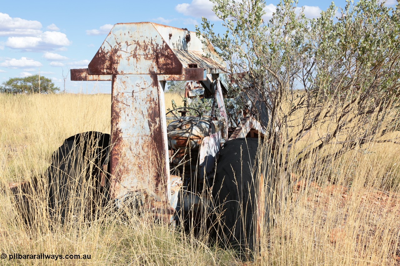 140517-4421
A Tutt Bryant rope operated Pacific A.C.E. Equipment Wheel Loader, Fordson powered?? The front end loader which lifts the bucket over the cab to feed the trammel, or dump into a truck, see an historical picture of this unit [url=http://slwa.wa.gov.au/wepon/mining/html/003547d.html]here at the Battye Library[/url] and an image of a similar unit on the [url=http://www.tuttbryant.com.au/verve/_resources/img-307150934-0003_large.jpg]manufacturer's website[/url]
