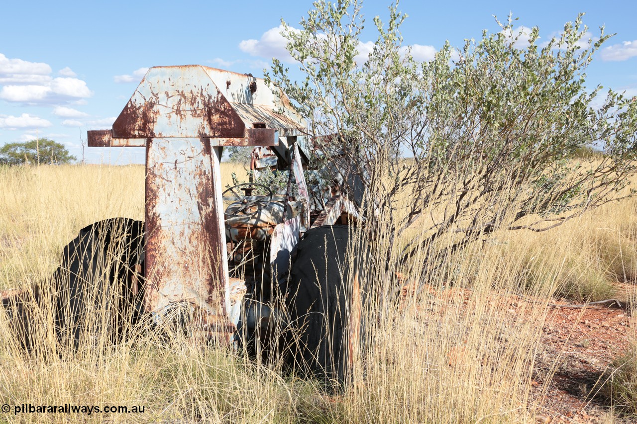 140517-4422
A Tutt Bryant rope operated Pacific A.C.E. Equipment Wheel Loader, Fordson powered?? The front end loader which lifts the bucket over the cab to feed the trammel, or dump into a truck, see an historical picture of this unit [url=http://slwa.wa.gov.au/wepon/mining/html/003547d.html]here at the Battye Library[/url] and an image of a similar unit on the [url=http://www.tuttbryant.com.au/verve/_resources/img-307150934-0003_large.jpg]manufacturer's website[/url]
