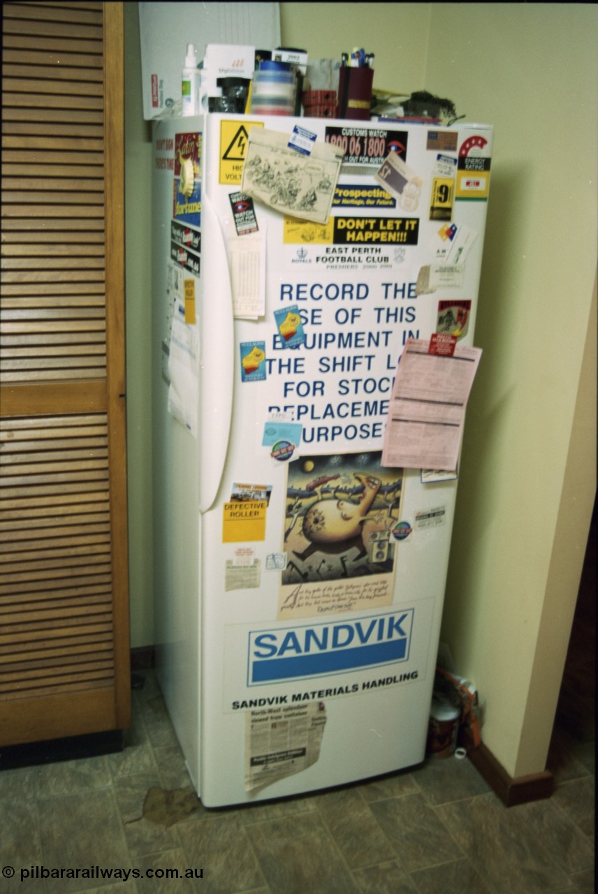 206-36
The fridge at 42 Kingsmill Street.
