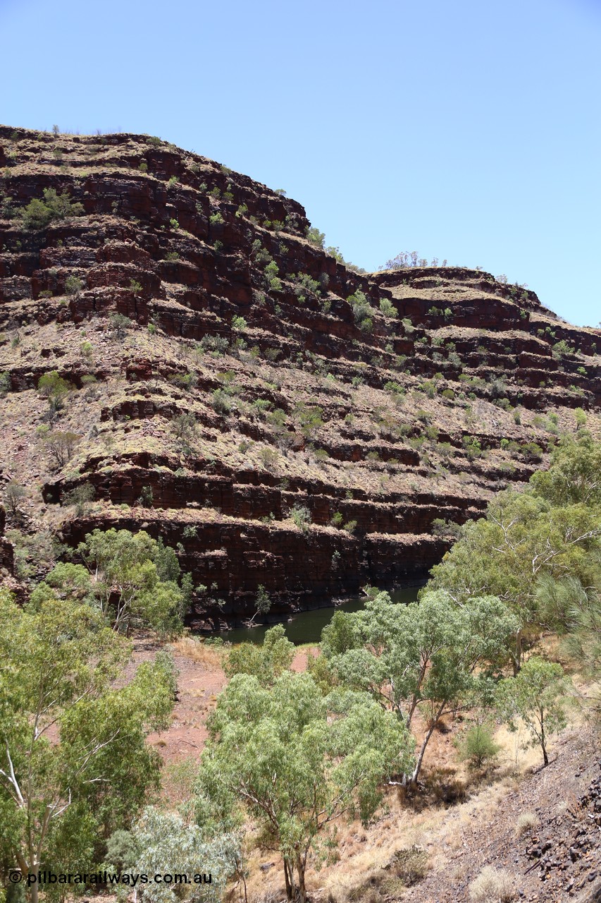 160101 9797
Wittenoom Gorge, Gorge Mine area, view of the eastern wall of the gorge shows pool in Joffre Creek. [url=https://goo.gl/maps/AkQZPVM2Wtq]Geodata[/url].
