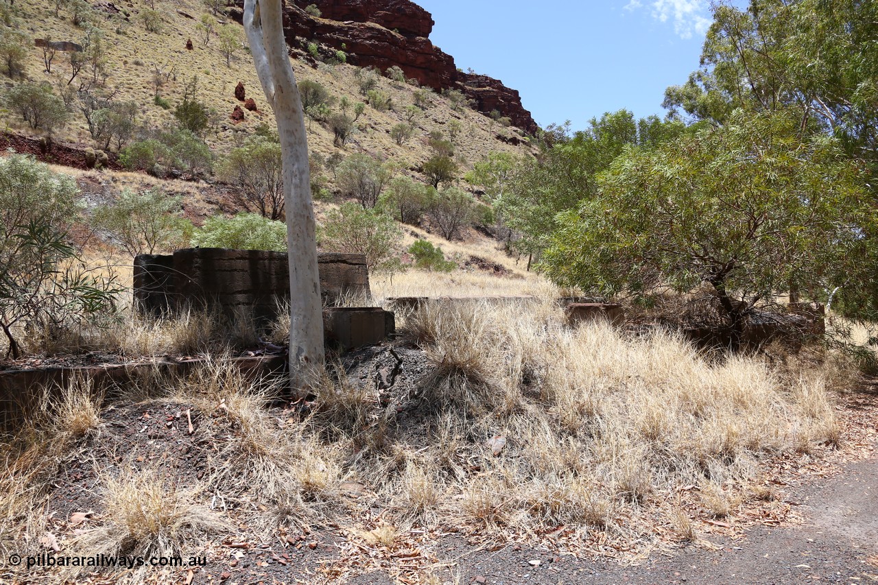 160101 9810
Wittenoom Gorge, Gorge Mine area, asbestos mining remains, concrete footings and foundations for the now removed milling plant, drive visible in the background, looking north east. [url=https://goo.gl/maps/noVs1N75TULNN6QSA]Geodata[/url].
