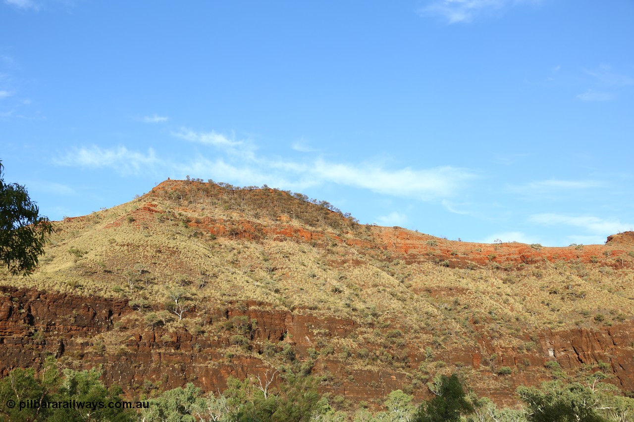 160102 9832
Wittenoom Gorge, eastern wall of gorge view, around Fifth Crossing. [url=https://goo.gl/maps/uG55Vvny2YrT4GGbA]Geodata[/url].
