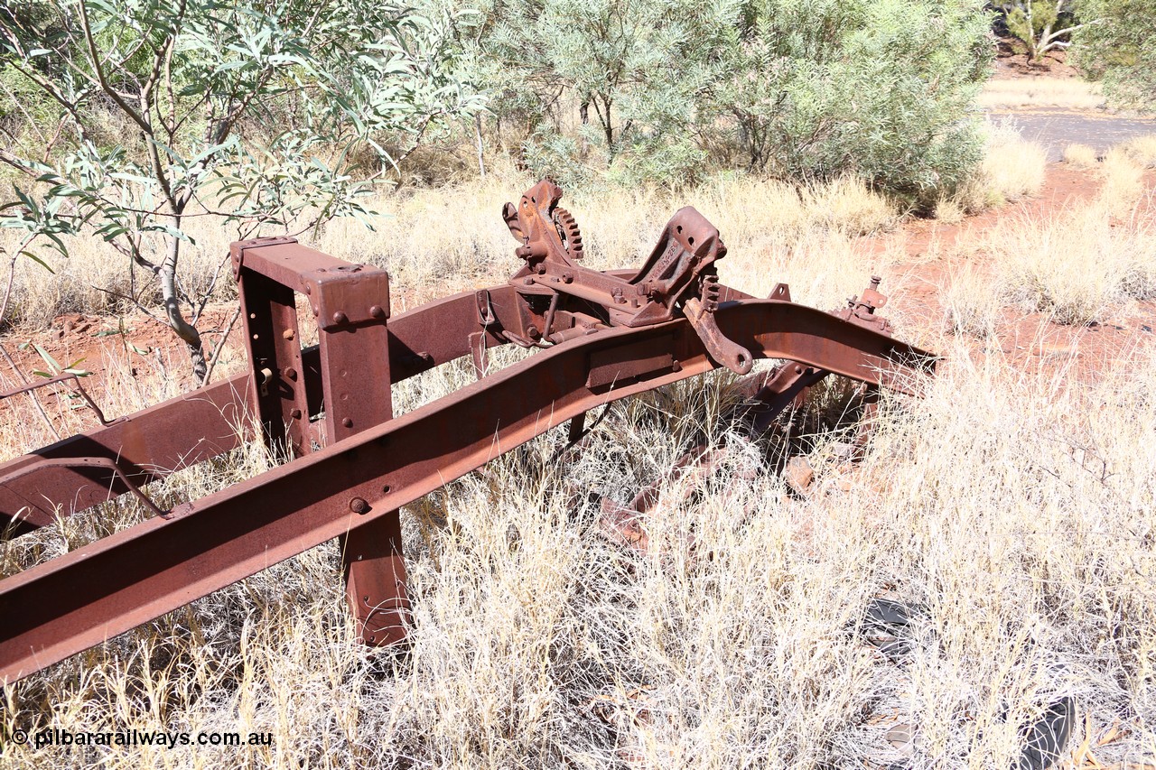 160103 9834
Located in the bush near Colonial Mill is this relic of a Fordson One Man Power Grader originally supplied by Lynas Motors Ltd. An old newspaper article on these graders can be found [url=http://www.trove.nla.gov.au/ndp/del/page/4440149] here [/url]. Geodata: [url=https://goo.gl/maps/zwzb6Rchkzj] -22.3057767 118.3247750 [/url].
Keywords: Lynas-Motors-Ltd;Fordson-Power-Grader;