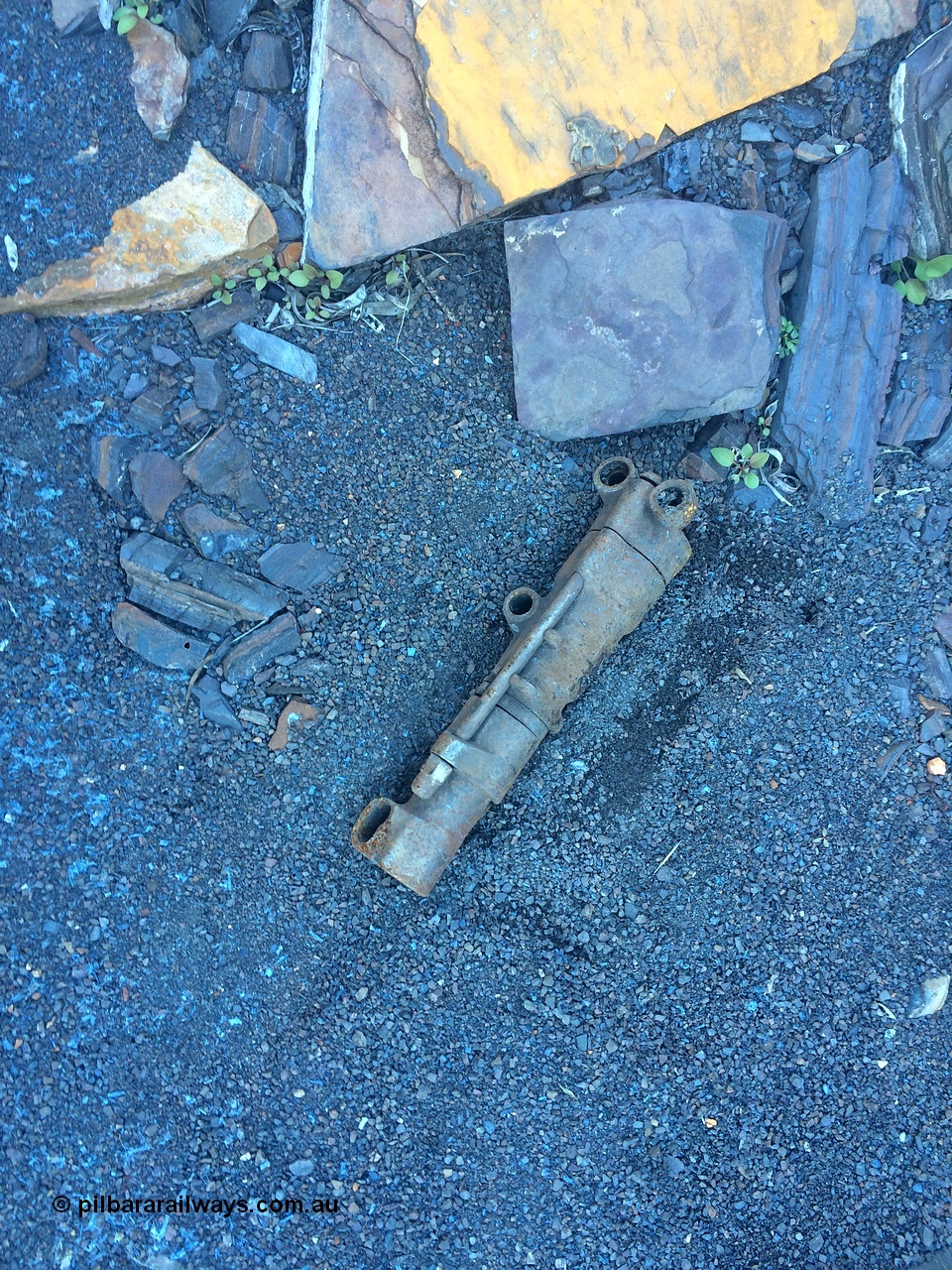 160710 iPh5S 2793
Wittenoom Gorge, Colonial Mine, old air drill / hammer on the tailing at the upper level.
