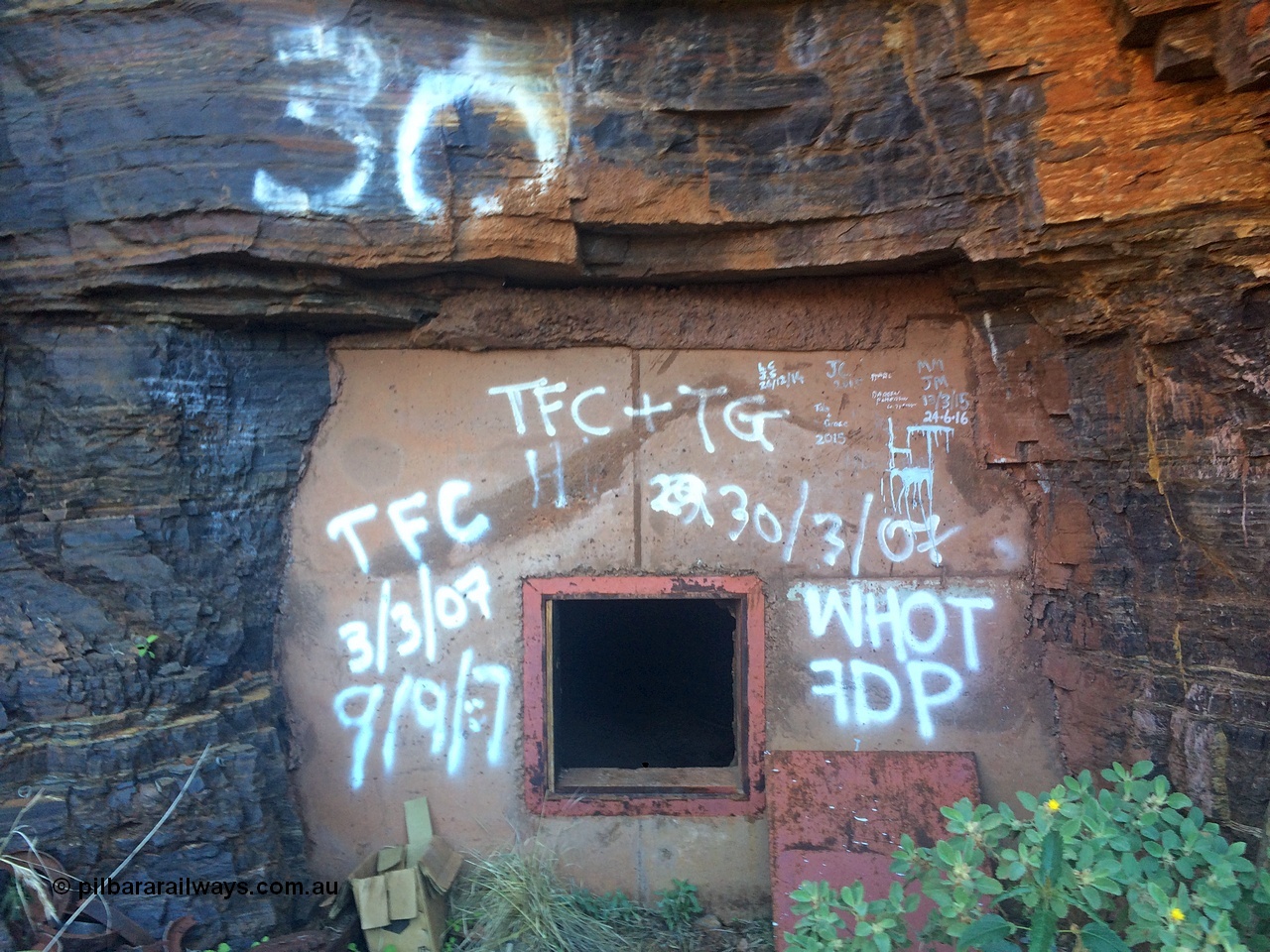 160710 iPh5S 2814
Wittenoom Gorge, Colonial Mine entry adit #30 sealed up, but with the blanking plate removed and evidence of entry. [url=https://goo.gl/maps/KyuKADKhUA5gEoPv7]Geodata[/url].
