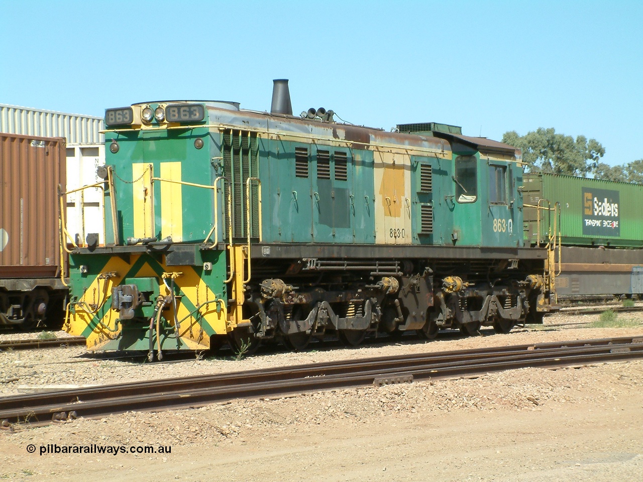 030404 131510
Port Augusta, Spencer Junction shunt loco 830 class unit 863 serial 84709 is an AE Goodwin built ALCo DL531 model and entered service in June 1963. 4th April 2003.
Keywords: 830-class;863;AE-Goodwin;ALCo;DL531;84709;