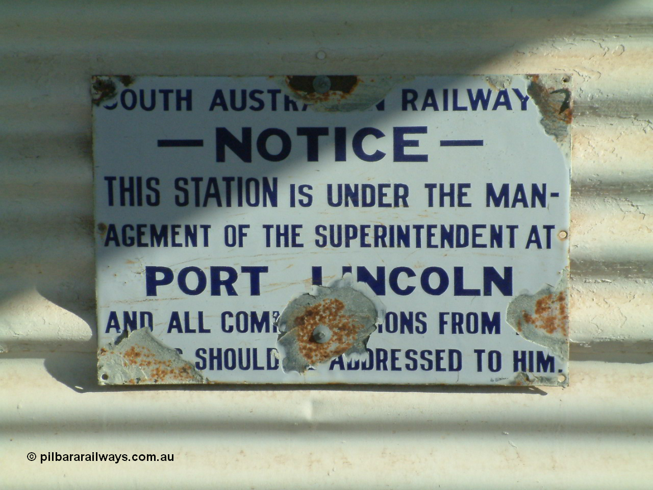 030405 160916
Lock and District Historical Museum, old enamel railway sign. 5th April 2003.
