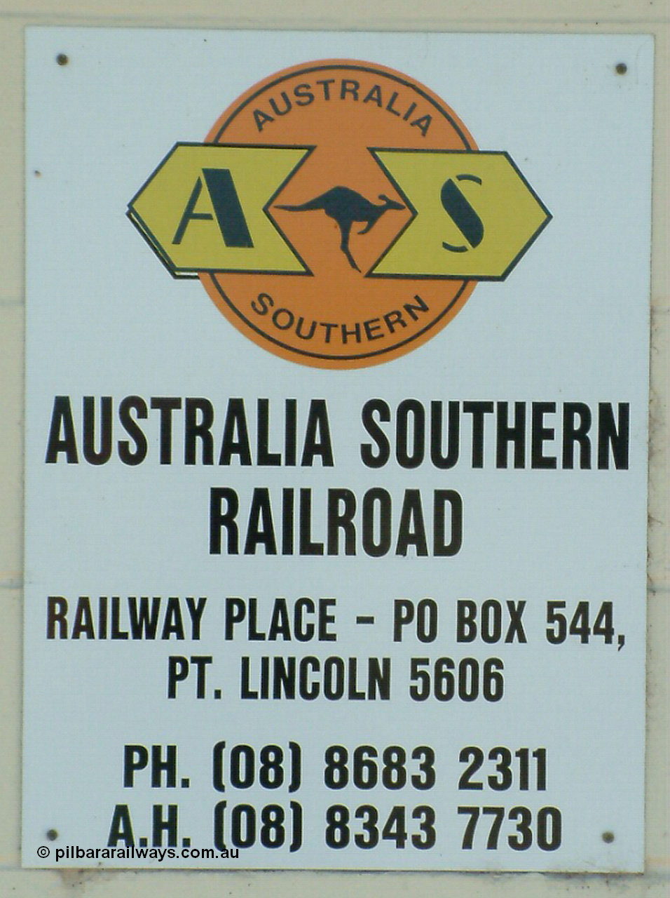 030405 165414
Lock, sign on the barracks indicating the current operator, 5th April 2003.
