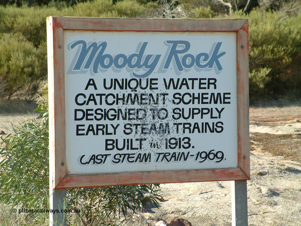 030409 154635
Moody Tank, signage outlining function.
