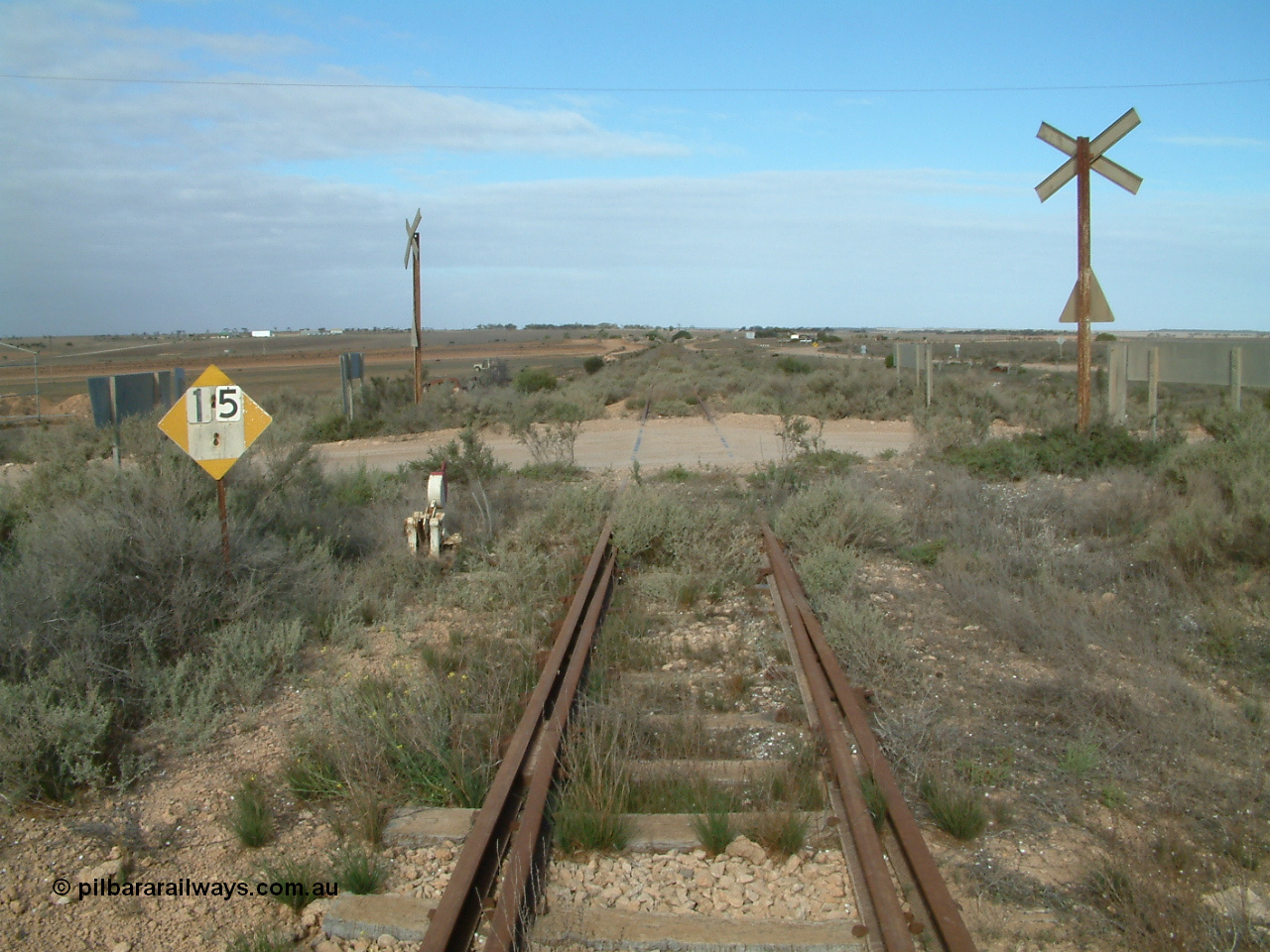 030414 154708
Penong looking from the yard across East Terrace grade crossing. Last train ran in March 1997.
